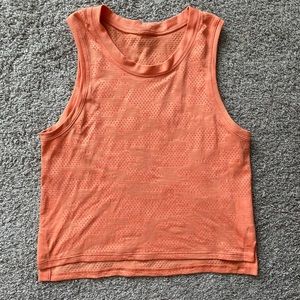 Lululemon Train to Be Tank Top *High-Low Hem